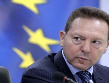 Δικογραφία για το «πόθεν έσχες» του Γ. Στουρνάρα διαβιβάστηκε στη Βουλή